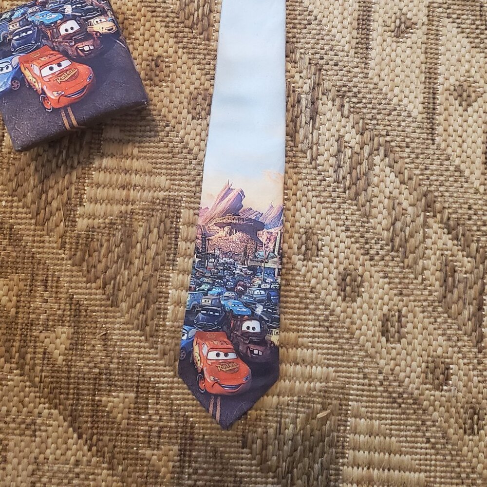 Boys Disney tie Cars 4-7